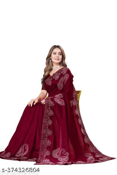 Generic Brand ساري من الجورجيت النقي مع حواف مزينة بشكل جميل. اختلاف الألوان