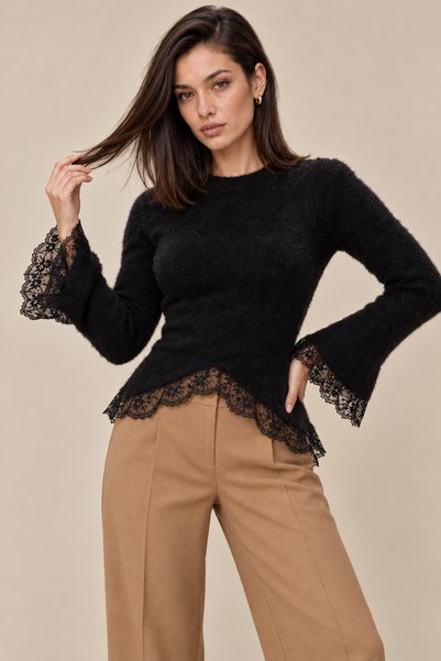 Trend Kapında Women's Romantic Curved Cut Knitwear Sweater with Lace Detail on Sleeves and Hem