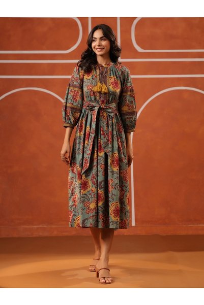desichic Tie neck floral dress