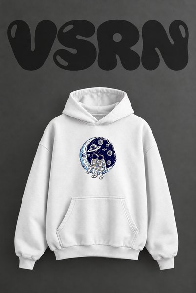 VSRN سويت شيرت أبيض كبير الحجم بتصميم رائد فضاء مطبوع من الأمام