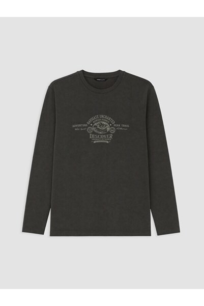 LC Waikiki ESVAB • سويت شيرت رجالي عصري ومميز بطباعة ياقة روبا