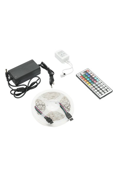 UTB Bandă LED 5050 14.4W/m RGB, 12-220V rolă 5m, 60 LED-uri/m IP20 Breckner G...