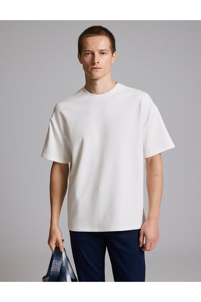 Pierre Cardin Ecru Oversize Fit Crew Neck T-Shirt 50331636-Vr019