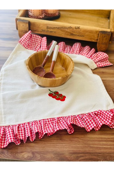 HOME OF BLOSSOM Raw Linen - Red Gingham Ruffled Bunch of Tomatoes Embroidery Murfak Cloth 40X60Cm