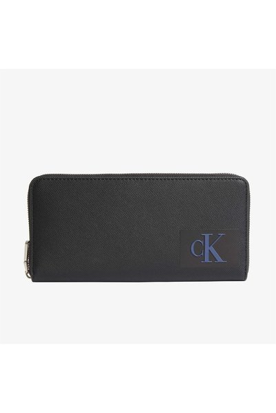 Calvin Klein Sculpted Zip Around