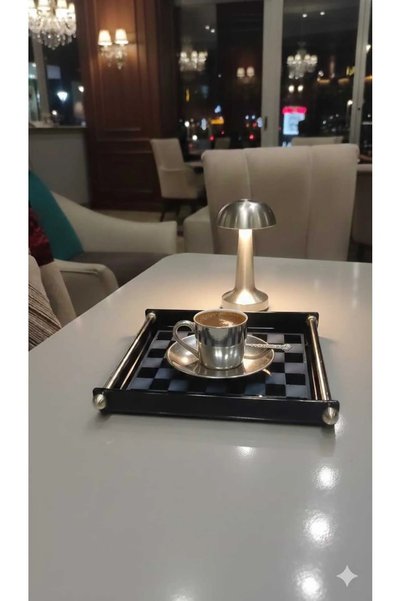 Genel Markalar SAYA HOME 5 MM SİYAH PLEKSİ DAMA DESENLİ KULPLU TEKLİ SUNUM TE...