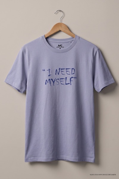 Maccali Tricou liliac pentru bărbați, cu imprimeu I Need Myself, cu gât tip crewneck