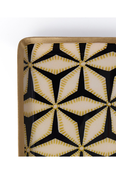 Yargıcı Geometric Patterned Aluminum Rectangular Tray (15X10X1 cm)
