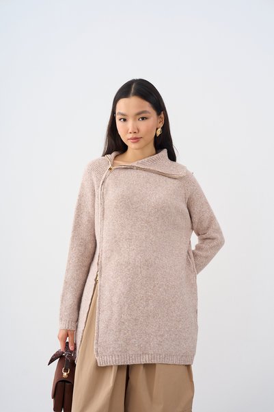 LOCCO Women's Gold Zippered Knitwear Sweater Beige