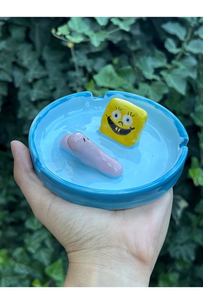 Leonart Atölye El Yapımı Figürlü Seramik Kül Tablası - İçinde SüngerBob Ve Pa...