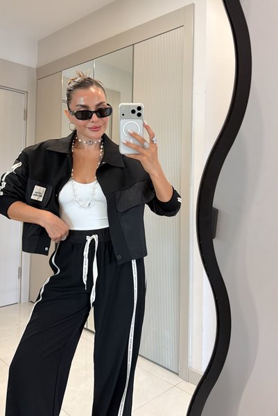 Gizem Ecemiş Holden Siyah Kenarları Yazılı Ceket