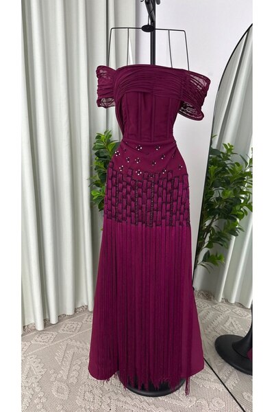 TOP BERLANTY Luxurious Off-Shoulder Evening Dress with Mesh Embroidery and Flowing Tassels