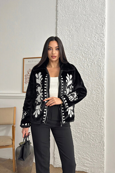 REELMODA Women's Embroidered Plush Coat