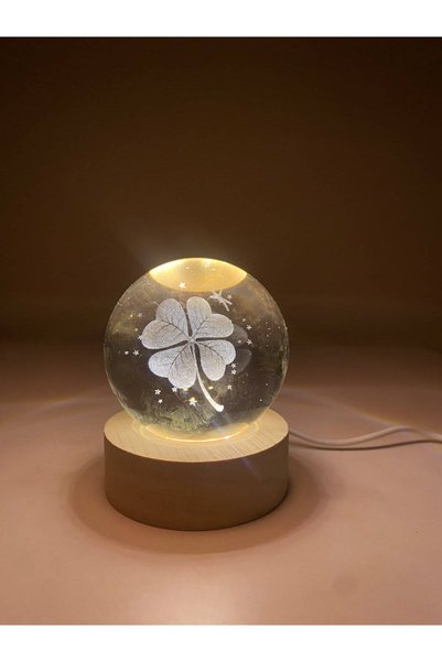 Ahşap Tabanlı lED Işıklı Yonca Figürlü Kristal Küre