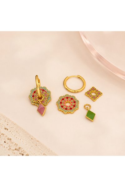 BLOOMY Flowery Earrings with Diamond Drop