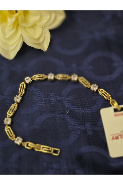 Generic Brand Mihrimah Women's Tarnish-Resistant Steel Square Zircon Stone Greek Patterned Gold Color Bracelet