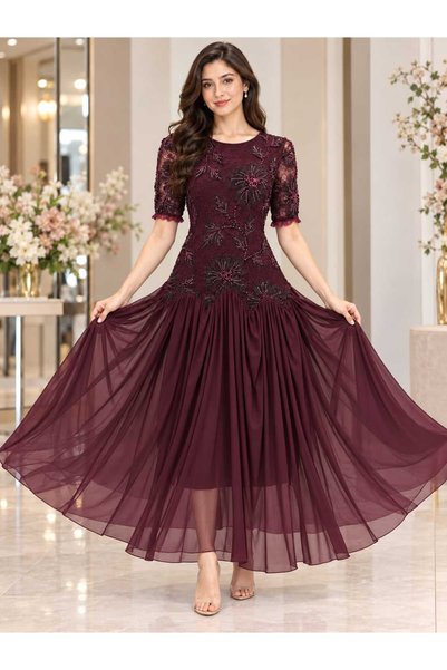 gmax Women's Dress with a Touch of Elegance in Lace and Chiffon