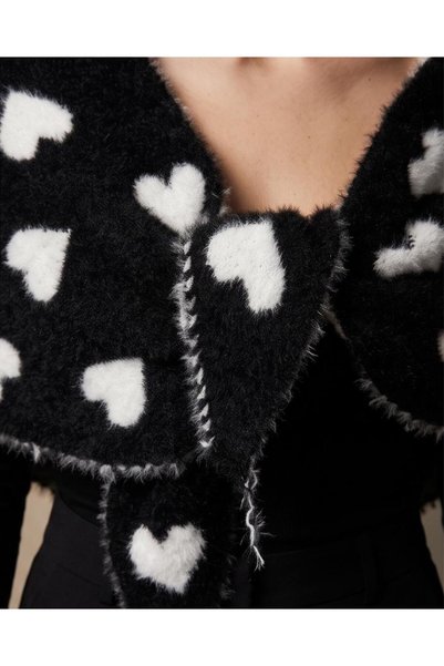 Trend Kapında Women's Double-Sided Heart Patterned Soft Textured Shoulder Shawl