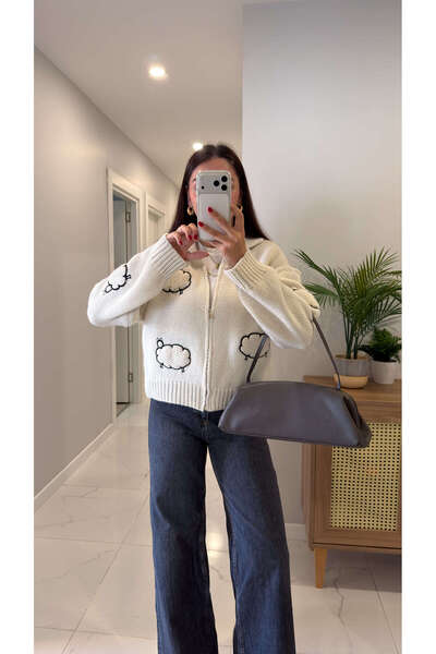 BİRCANÇİL Clors Cream Sheep Embroidered Cardigan