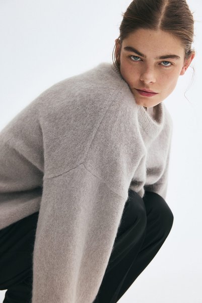 H&M Tiftik Karışımlı Oversize Kazak