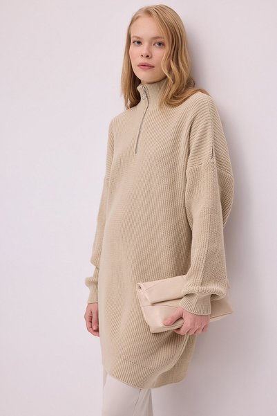 Touché Privé SWEATER WITH ZIPPER DETAIL