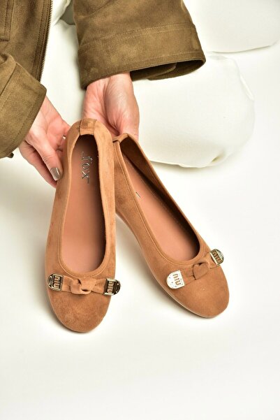 Fox Shoes Y250750702 Tan Suede Low Wedge Sole Women's Shoes