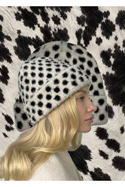KİLİGİSTANBUL Ultra Soft Textured Polka Dot Beanie