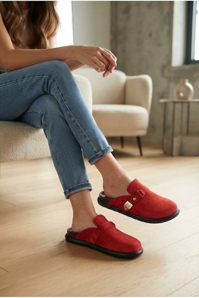 ShoeTek Ralena Women's Slippers with Straps and Buckle in Red Suede
