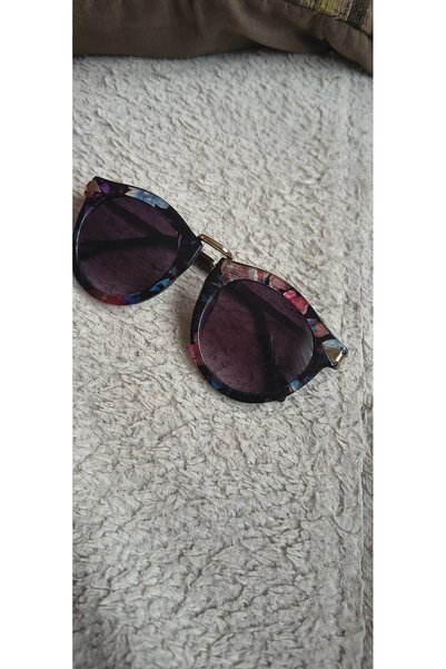 DYSTYLE Ochelari de soare retro unisex, negri.