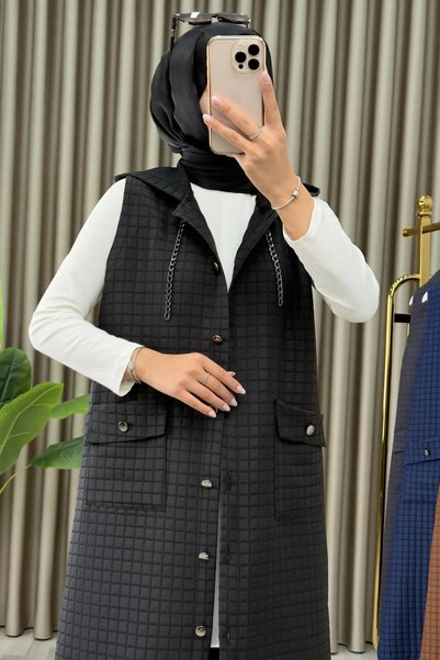 mercan moda ARUZ YELEK Vestă matlasată din material textil pentru femei, neagră, cu glugă și buzunar cu nasturi