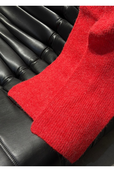 KİLİGİSTANBUL Red Ultra Soft Textured Knitted Scarf 210X25