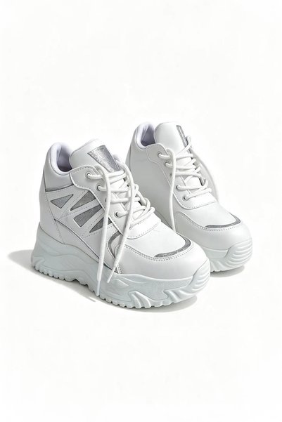 Shoebutik Margaritta White Leather Hidden Padding Stone Sneakers