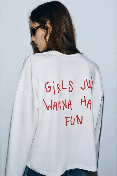 Hira Online White Contrast Text Back Print Long Sleeve T-Shirt
