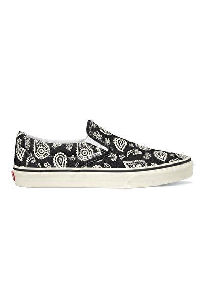 Vans Classic slip–on