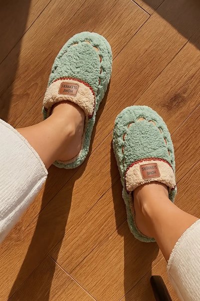 Mila Peluş Ev Terliği Kadın Altın Tokalı Teddy Yumuşak Ses Yapmaz Hafif Taban Kışlık Terlik