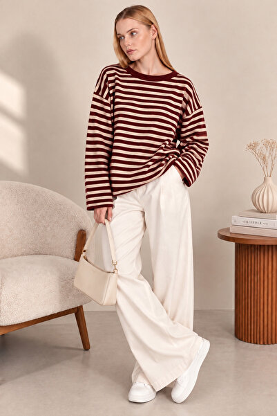 Gülce moda Kadın Bordo Krem Oversize Çizgili Triko Kazak
