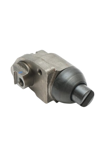 UTB Left brake master cylinder Fendt Farmer series, GT OEM code F192101070050