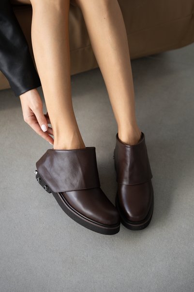 selin shoes Vellor Genuine Leather Women's Boots with Metal Accessory Detail - Brown