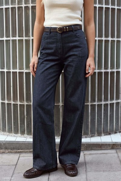 Sateen Pantaloni cu curea cu aspect denim - Bleumarin