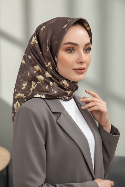 Vissona Rayon Çıtır Çiçek Desenli Gri Renkli 90x90 Eşarp (İpek İçermez) Kenar...