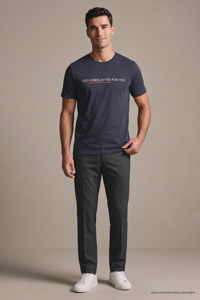 Maccali Tricou pentru bărbați, albastru marin, cu imprimeu Too Complicated, c...