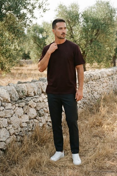 Maccali Ανδρικό μπλουζάκι από 100% βαμβάκι, βασικό μπορντό, με κοντά μανίκια