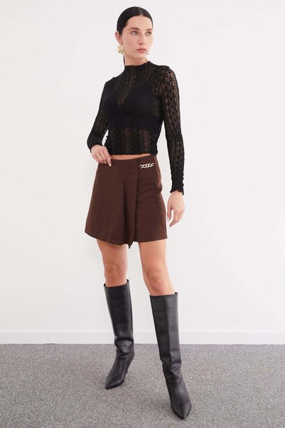 Fulla Moda Plisirana mini suknja sa šortama, dodacima i bočnim zatvaračem