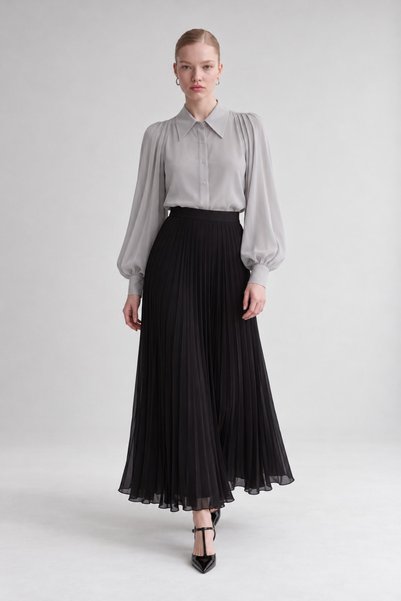 Levidor Pleated Chiffon Skirt Black