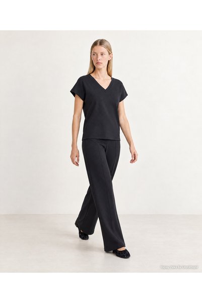 Yargıcı Regular V-Neck Short Sleeve T-Shirt