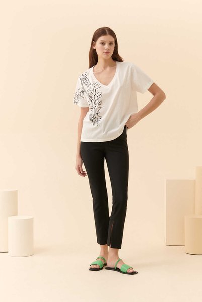 Roman V Yaka Baskılı T-Shirt Beyaz Y2354110_002