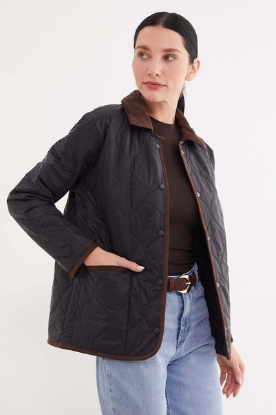 Fulla Moda Palton matlasat cu detalii din catifea cu model Su Yolu