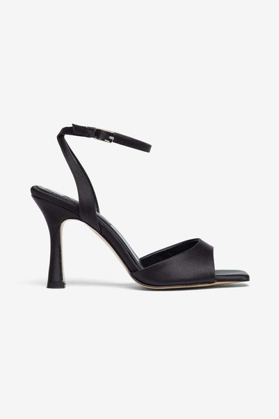 ALTIN TOPUK Women's Black Satin Heeled Shoes