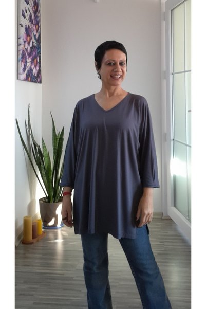 Mertcan Butik Smoked V-Neck Batwing Three-Quarter Sleeve Side-Slit Combed Viscose T-Shirt
