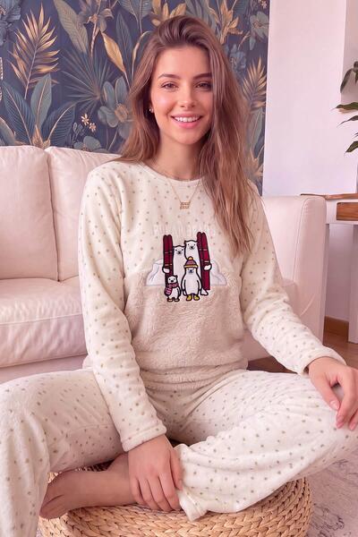 Pijamaevi Beige Polar Bears Patterned Women's Fleece Plush Pajama Set